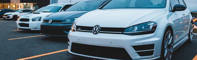 מכונת פולסווגן לבנה