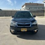 סובארו פורסטר שחורה 2018 חזית