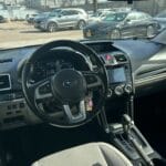 סובארו פורסטר שחורה 2018 תא נהג