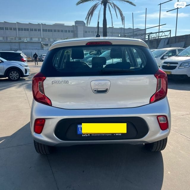 קיה פיקנטו 2021 אפורה אחורי