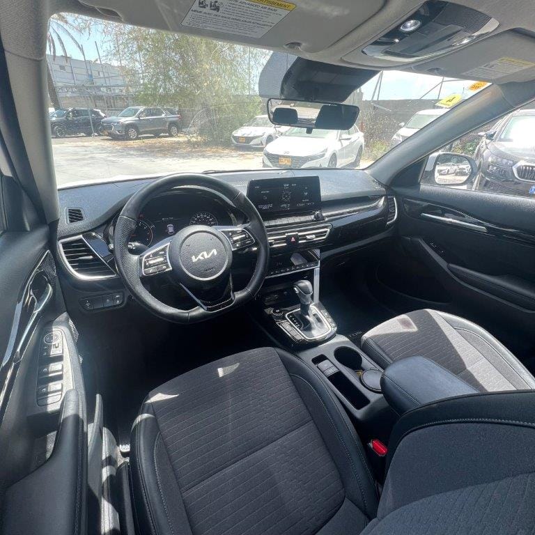 קיה סלטוס יד שניה